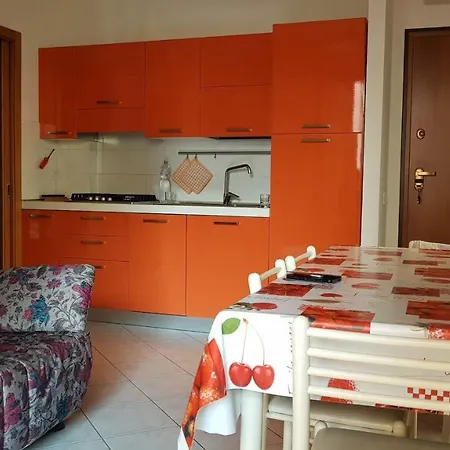 Casa Salvatori Ad Apartment